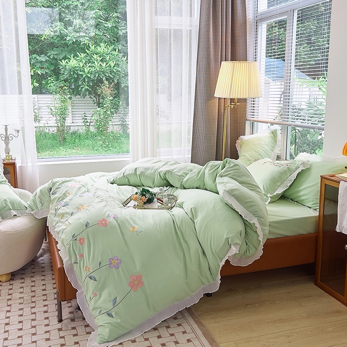 91家纺网 家纺一手货源 找家纺 （总）青泽家纺 2025新款母婴级ins风韩版绣花荷叶边水洗棉磨毛四件套