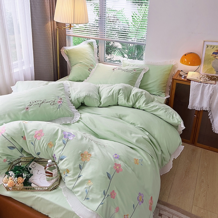 91家纺网 家纺一手货源 找家纺 （总）青泽家纺 2025新款母婴级ins风韩版绣花荷叶边水洗棉磨毛四件套