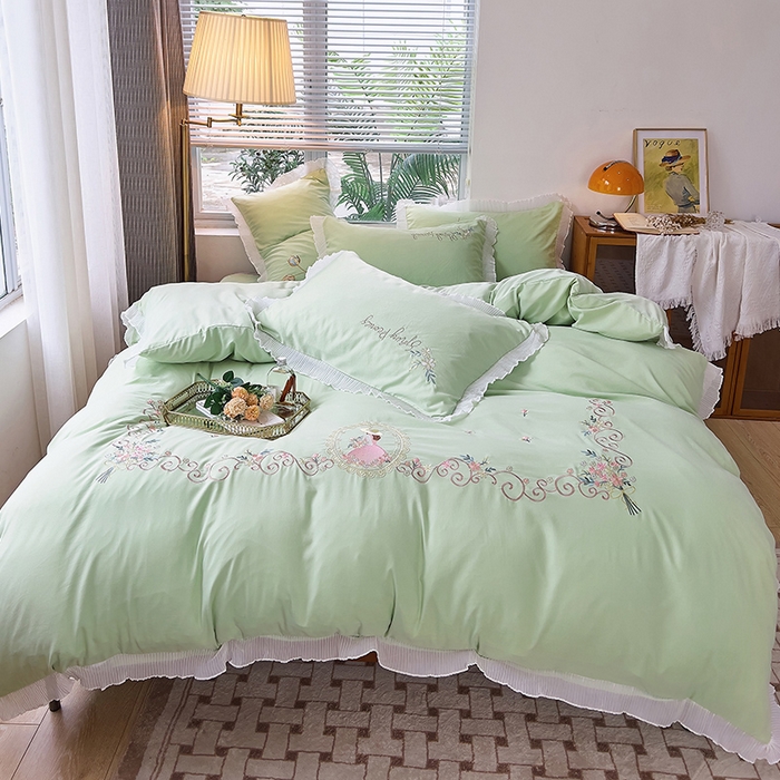 91家纺网 家纺一手货源 找家纺 （总）青泽家纺 2025新款母婴级ins风韩版绣花荷叶边水洗棉磨毛四件套