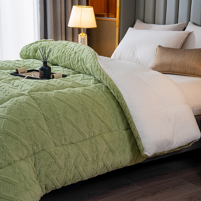 91家纺网 家纺一手货源 找家纺 铺尚美家纺 2025春夏新款塔芙绒北极绒加厚冬被子被芯 芥末绿