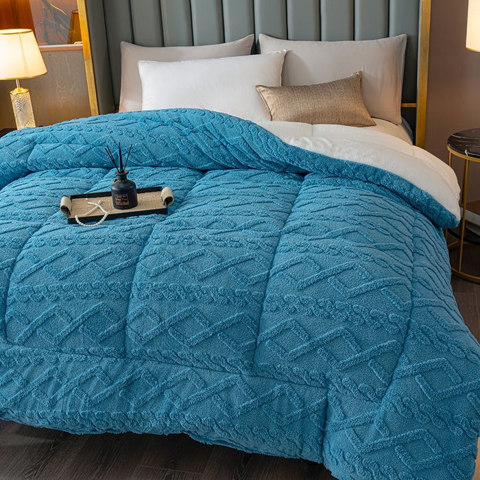 91家纺网 家纺一手货源 找家纺 铺尚美家纺 2025春夏新款塔芙绒北极绒加厚冬被子被芯 蓝色