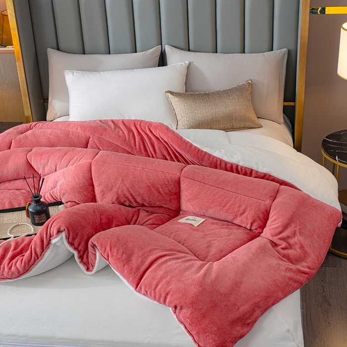 91家纺网 家纺一手货源 找家纺 （总）铺尚美家纺 2025春夏新款跨境电商爆款秋冬新款牛奶绒冬被羊羔绒保暖加厚冬被牛奶绒被子被芯