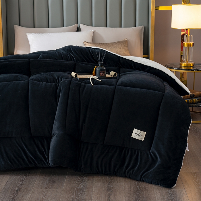 91家纺网 家纺一手货源 找家纺 铺尚美家纺 2025春夏新款跨境电商爆款秋冬新款牛奶绒羊羔绒保暖加厚冬被牛奶绒被子被芯 黑色