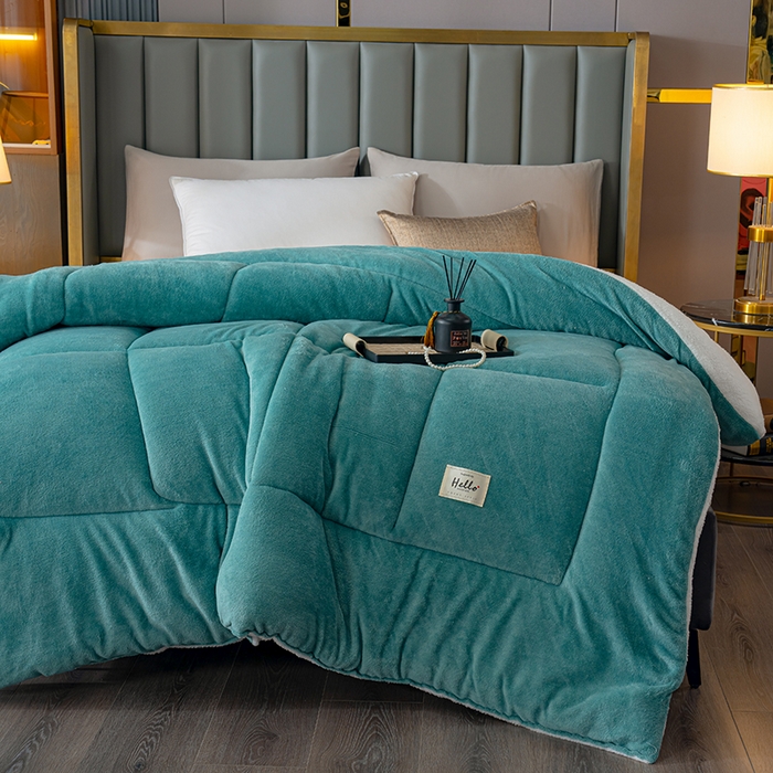 91家纺网 家纺一手货源 找家纺 铺尚美家纺 2025春夏新款跨境电商爆款秋冬新款牛奶绒羊羔绒保暖加厚冬被牛奶绒被子被芯 深绿