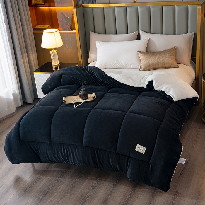 91家纺网 家纺一手货源 找家纺 铺尚美家纺 2025春夏新款跨境电商爆款秋冬新款牛奶绒羊羔绒保暖加厚冬被牛奶绒被子被芯 黑色