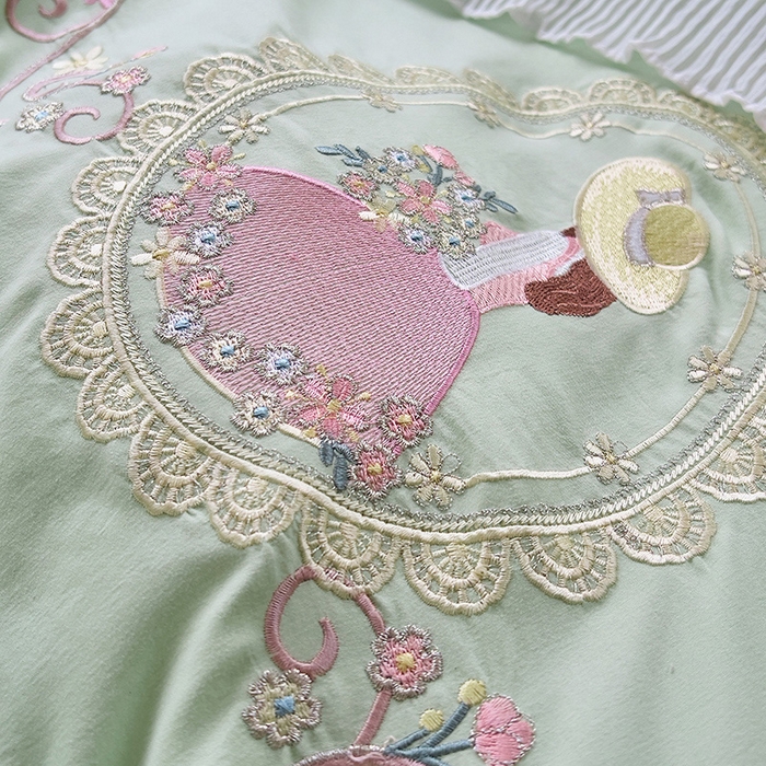 91家纺网 家纺一手货源 找家纺 青泽家纺 2025新款母婴级ins风韩版绣花荷叶边水洗棉磨毛四件套 安娜公主绿