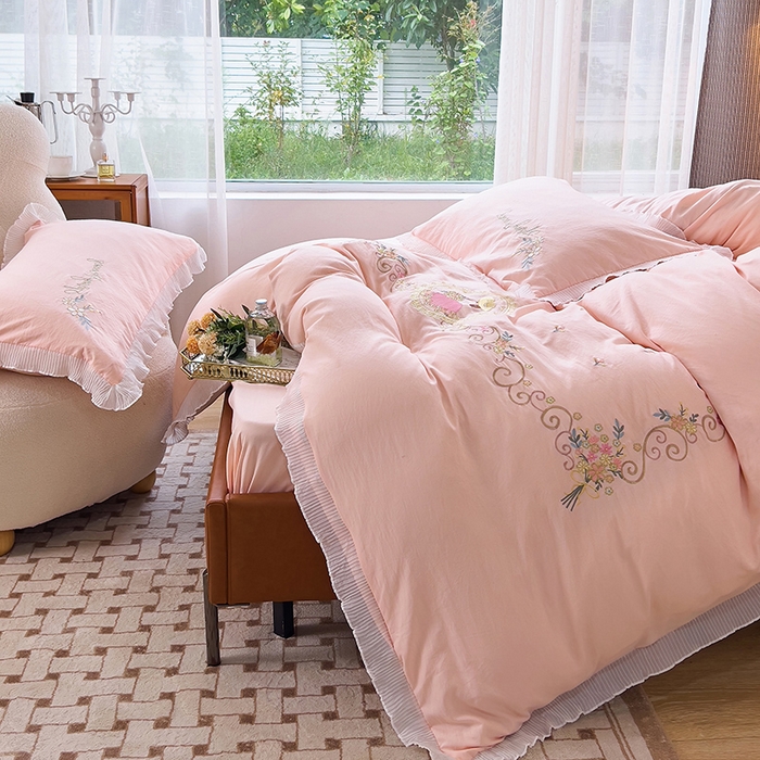 91家纺网 家纺一手货源 找家纺 青泽家纺 2025新款母婴级ins风韩版绣花荷叶边水洗棉磨毛四件套 安娜公主玉