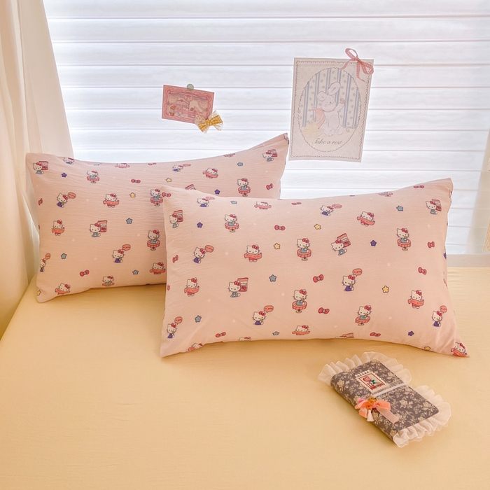 91家纺网 家纺一手货源 找家纺 海岛哥哥 2025新款高克重（110克）云感提花皱皱纱正版三丽鸥四件套系列 奶芙KT