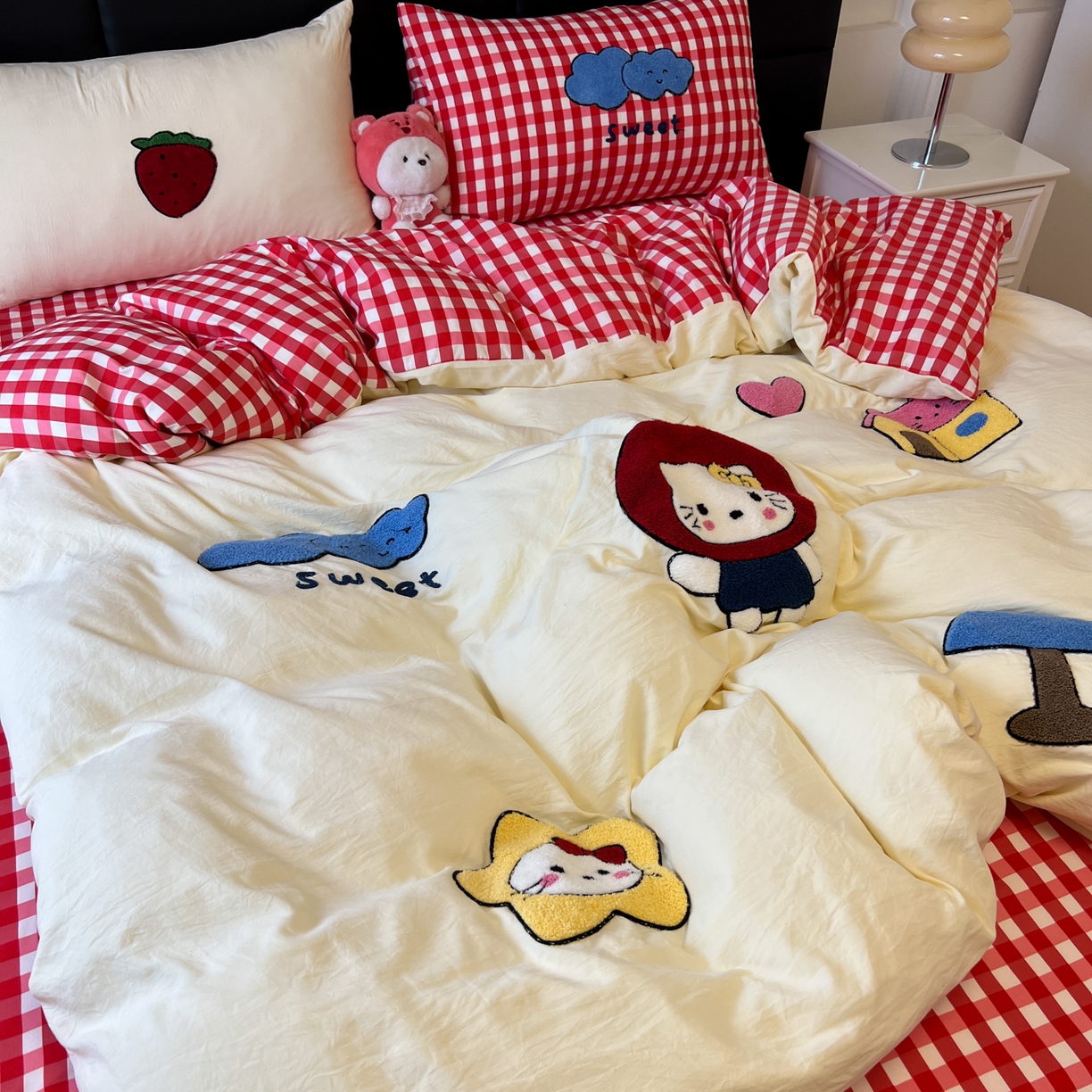 91家纺网 家纺一手货源 找家纺 （总）盼季家纺 2025新款卡通水洗棉毛巾绣四件套