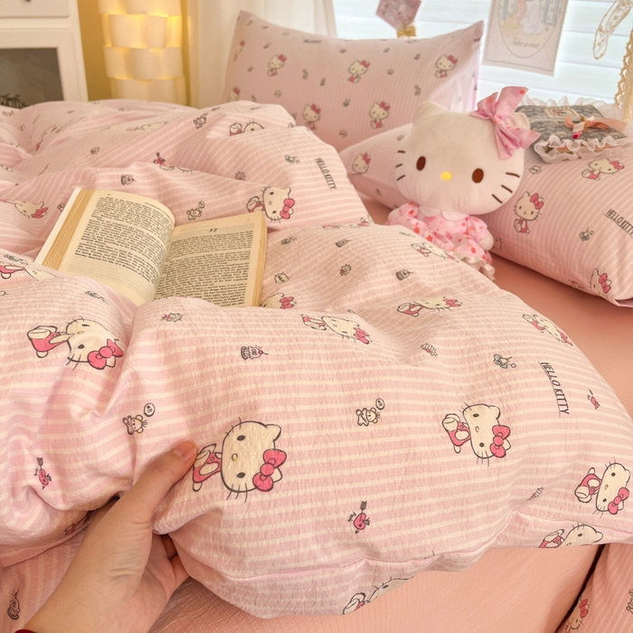 91家纺网 家纺一手货源 找家纺 海岛哥哥 2025新款高克重（110克）云感提花皱皱纱正版三丽鸥四件套系列 条纹KT