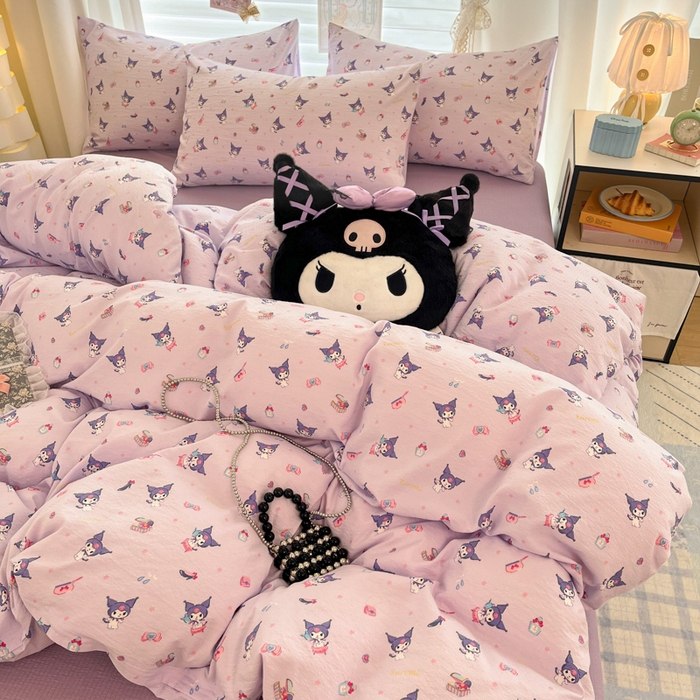 91家纺网 家纺一手货源 找家纺 海岛哥哥 2025新款高克重（110克）云感提花皱皱纱正版三丽鸥四件套系列 时尚库洛米