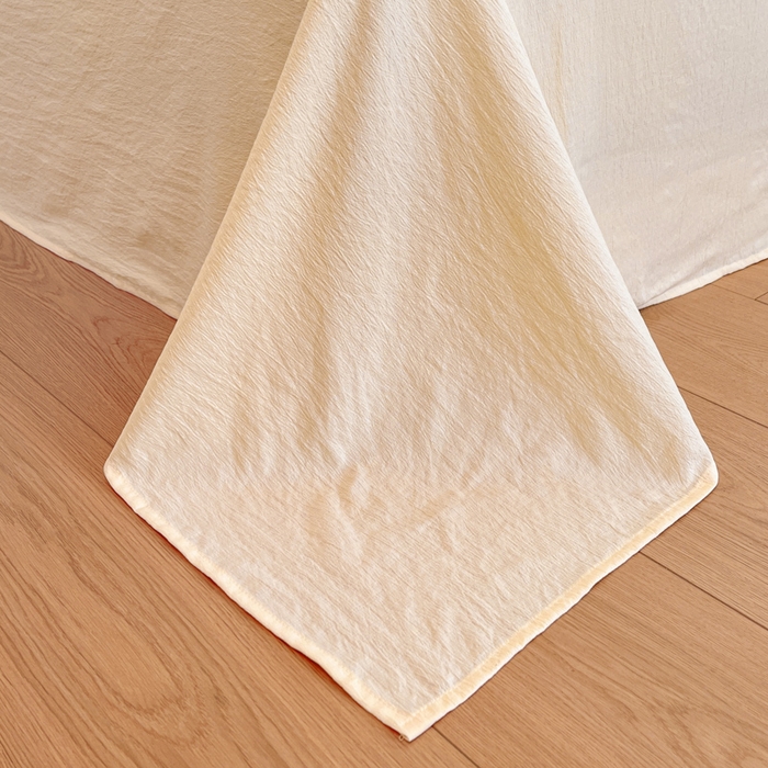 91家纺网 家纺一手货源 找家纺 海岛哥哥 2025新款高克重（110克）云感提花皱皱纱正版三丽鸥四件套系列 奶芙KT