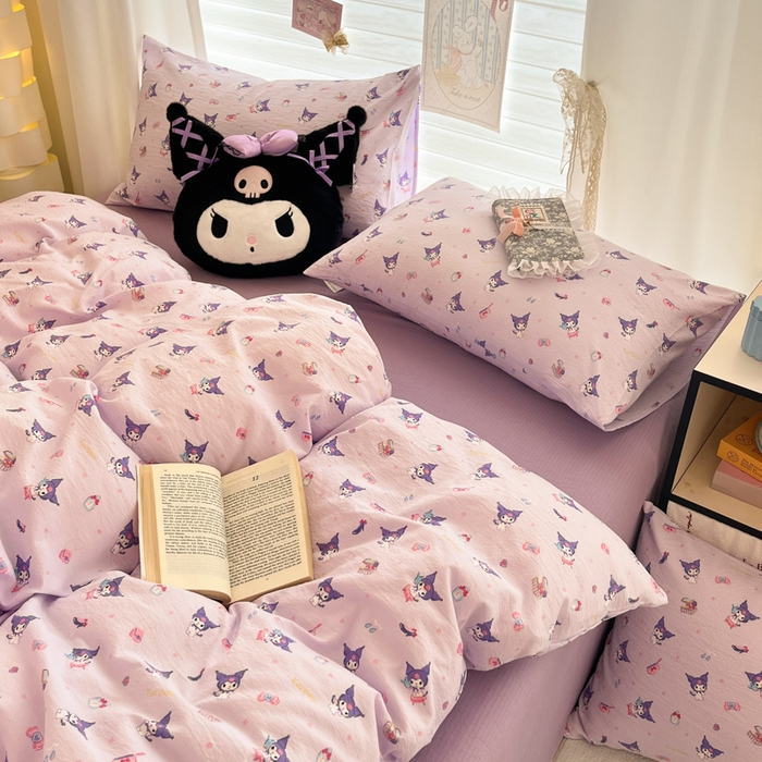 91家纺网 家纺一手货源 找家纺 海岛哥哥 2025新款高克重（110克）云感提花皱皱纱正版三丽鸥四件套系列 时尚库洛米