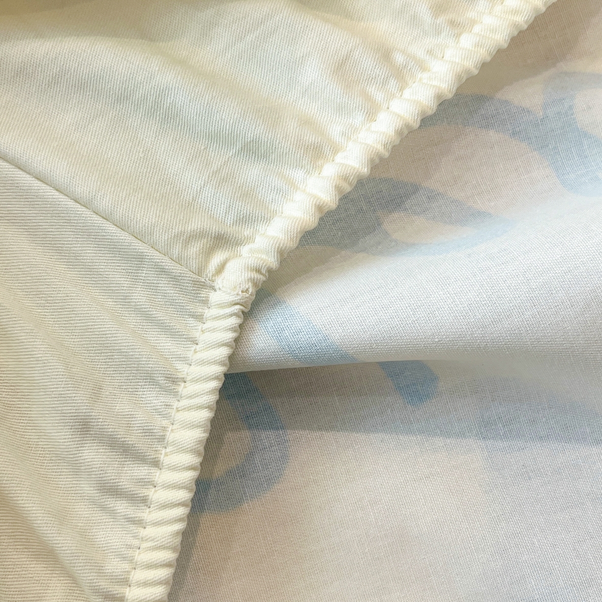 91家纺网 家纺一手货源 找家纺 暮思家居 2025新款正版授权三丽鸥大阪全棉数码印花纯棉单品床笠床笠单件单床笠（专版花型） 棉A版-格子KT