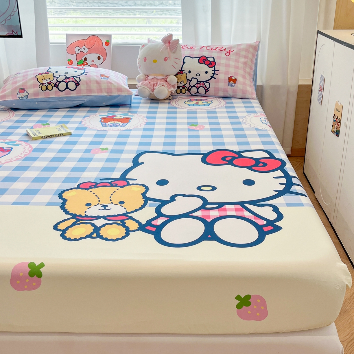 91家纺网 家纺一手货源 找家纺 暮思家居 2025新款正版授权三丽鸥大阪全棉数码印花纯棉单品床笠床笠单件单床笠（专版花型） 棉A版-格子KT