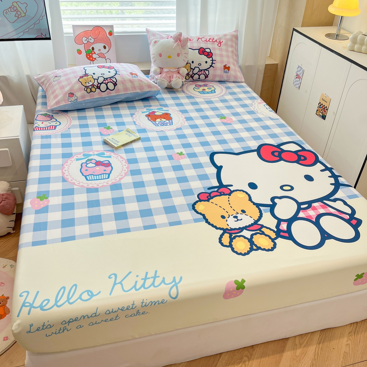 91家纺网 家纺一手货源 找家纺 暮思家居 2025新款正版授权三丽鸥大阪全棉数码印花纯棉单品床笠床笠单件单床笠（专版花型） 棉A版-格子KT