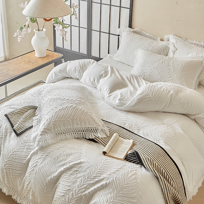 91家纺网 家纺一手货源 找家纺 缘生活 2025新款剪花针叶流苏四件套四季款 民宿首选 剪花针叶白色+流苏