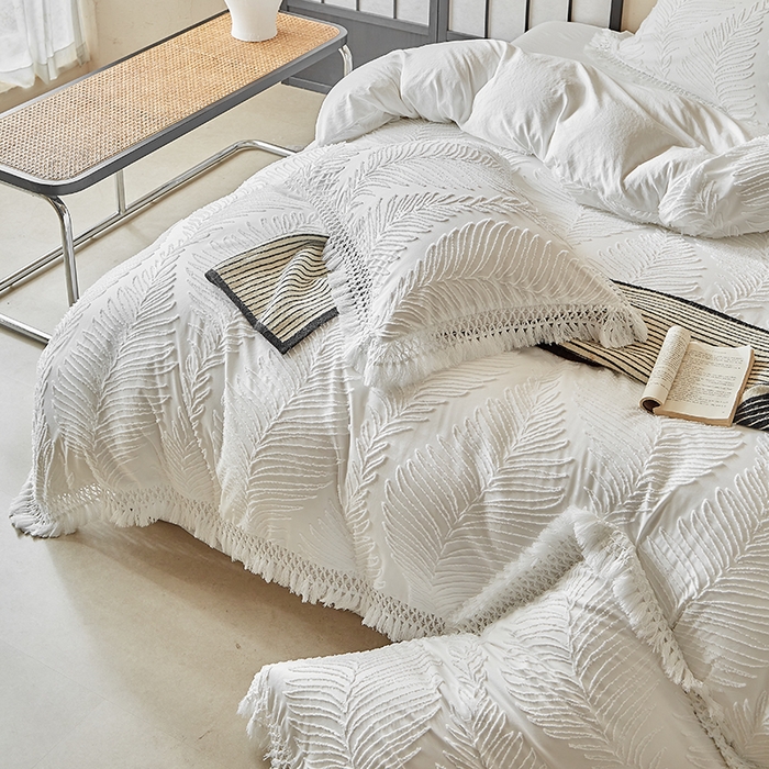 91家纺网 家纺一手货源 找家纺 缘生活 2025新款剪花针叶流苏四件套四季款 民宿首选 剪花针叶白色+流苏