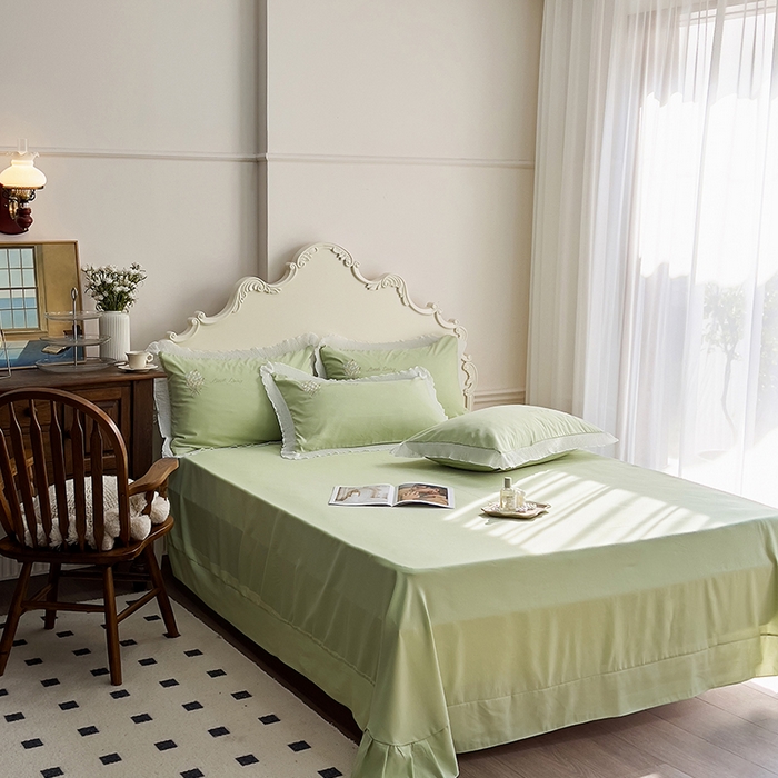 91家纺网 家纺一手货源 找家纺 青泽家纺 2025新款母婴级ins风韩版绣花荷叶边水洗棉磨毛四件套 手捧花绿