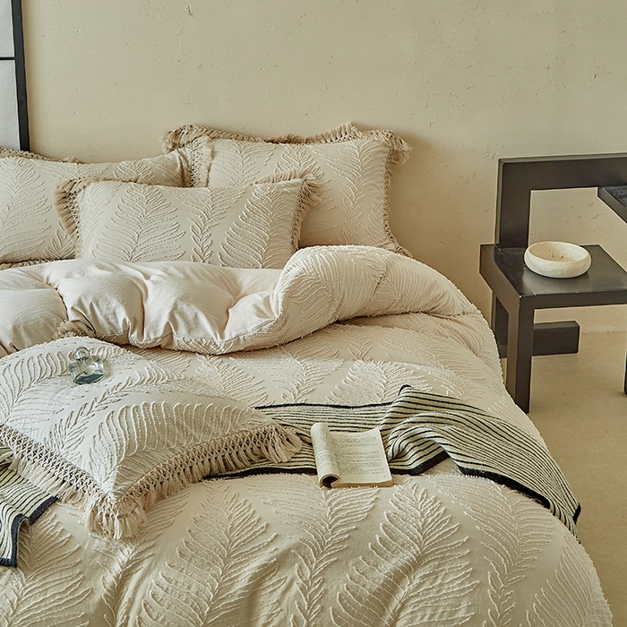 91家纺网 家纺一手货源 找家纺 缘生活 2025新款剪花针叶流苏四件套四季款 民宿首选 剪花针叶卡其+流苏