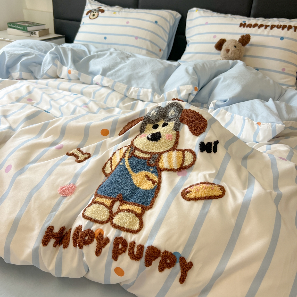 91家纺网 家纺一手货源 找家纺 盼季家纺 2025新款卡通水洗棉毛巾绣四件套 毛巾绣-哈皮狗