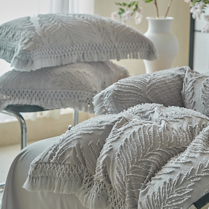 91家纺网 家纺一手货源 找家纺 缘生活 2025新款剪花针叶流苏四件套四季款 民宿首选 剪花针叶浅灰+流苏