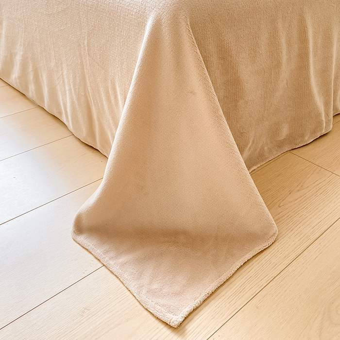 91家纺网 家纺一手货源 找家纺 摩妮卡 2025新款加厚兔兔绒牛奶绒四件套-洛丽塔系列 洛丽塔-奶咖