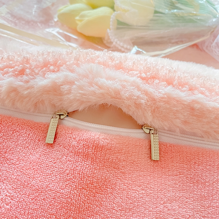 91家纺网 家纺一手货源 找家纺 摩妮卡 2025新款加厚兔兔绒牛奶绒四件套-洛丽塔系列 洛丽塔-妮妮粉