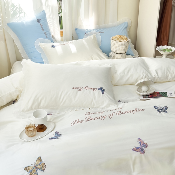 91家纺网 家纺一手货源 找家纺 青泽家纺 2025新款母婴级ins风韩版绣花荷叶边水洗棉磨毛四件套 蝶舞-白