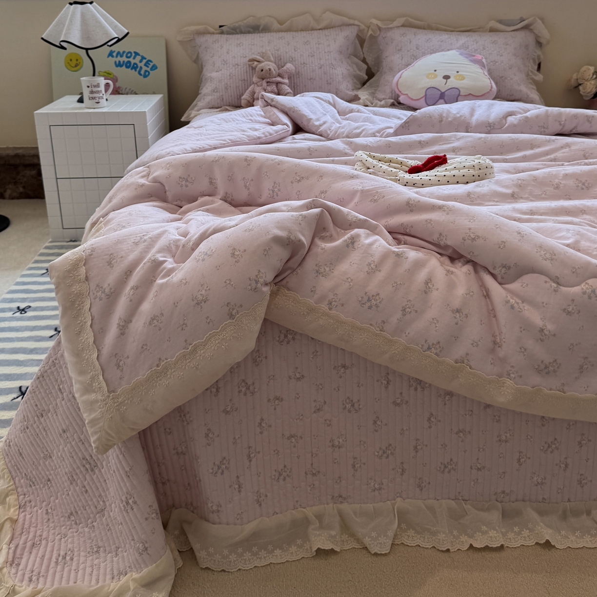 91家纺网 家纺一手货源 找家纺 一加一 2025新款田园风全棉纯棉双层纱床盖冬被被子被芯四件套 玲兰铛-粉