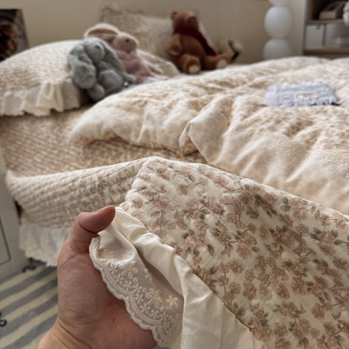 91家纺网 家纺一手货源 找家纺 一加一 2025新款田园风全棉纯棉双层纱床盖冬被被子被芯四件套 秋之寄语