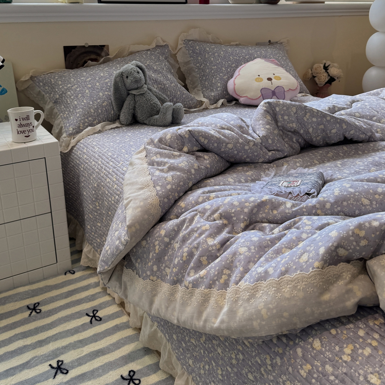 91家纺网 家纺一手货源 找家纺 一加一 2025新款田园风全棉纯棉双层纱床盖冬被被子被芯四件套 梦醒花间-灰