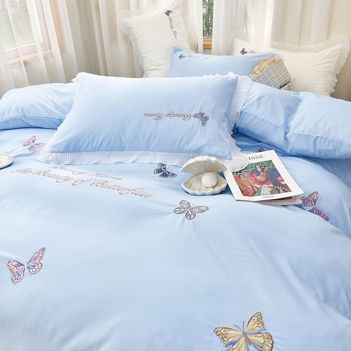 91家纺网 家纺一手货源 找家纺 青泽家纺 2025新款母婴级ins风韩版绣花荷叶边水洗棉磨毛四件套 蝶舞-蓝