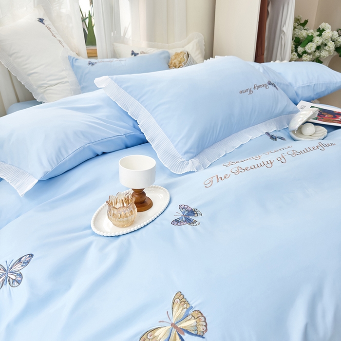 91家纺网 家纺一手货源 找家纺 青泽家纺 2025新款母婴级ins风韩版绣花荷叶边水洗棉磨毛四件套 蝶舞-蓝