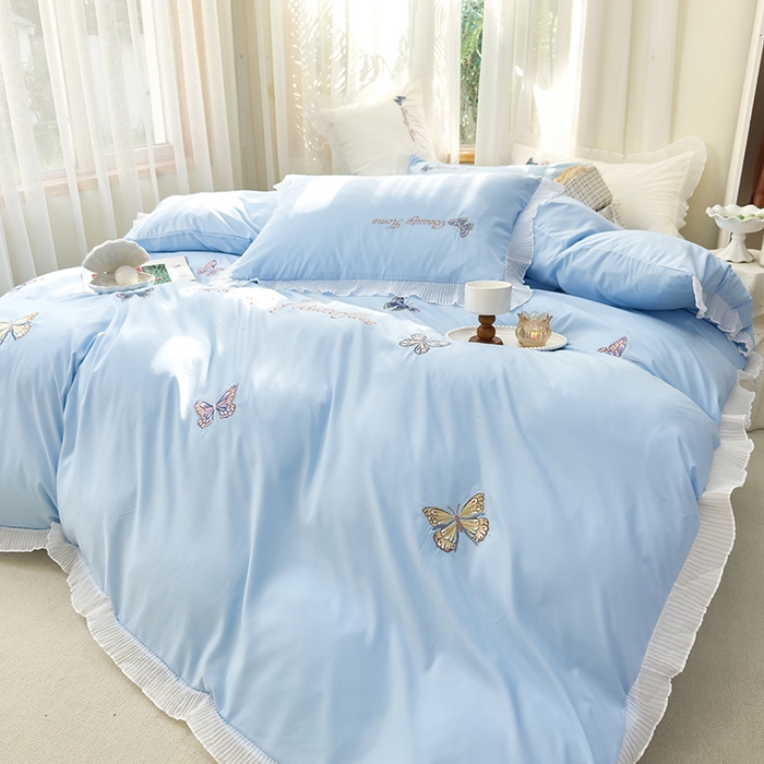 91家纺网 家纺一手货源 找家纺 青泽家纺 2025新款母婴级ins风韩版绣花荷叶边水洗棉磨毛四件套 蝶舞-蓝