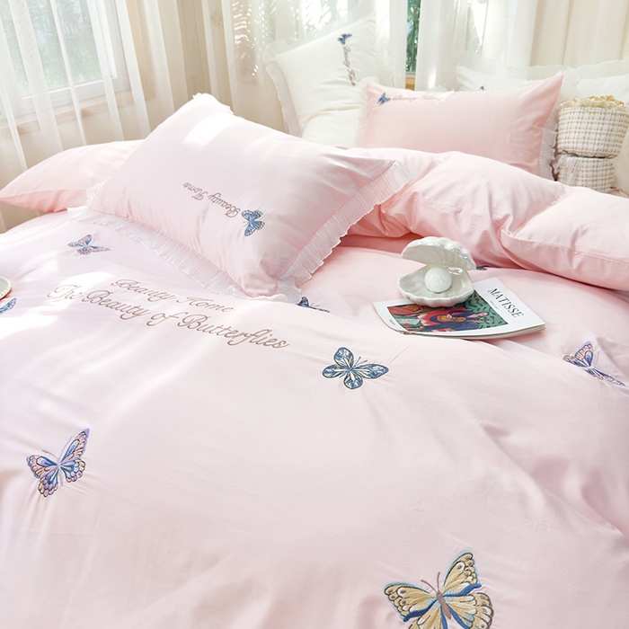 91家纺网 家纺一手货源 找家纺 青泽家纺 2025新款母婴级ins风韩版绣花荷叶边水洗棉磨毛四件套 蝶舞-玉