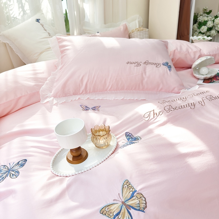 91家纺网 家纺一手货源 找家纺 青泽家纺 2025新款母婴级ins风韩版绣花荷叶边水洗棉磨毛四件套 蝶舞-玉