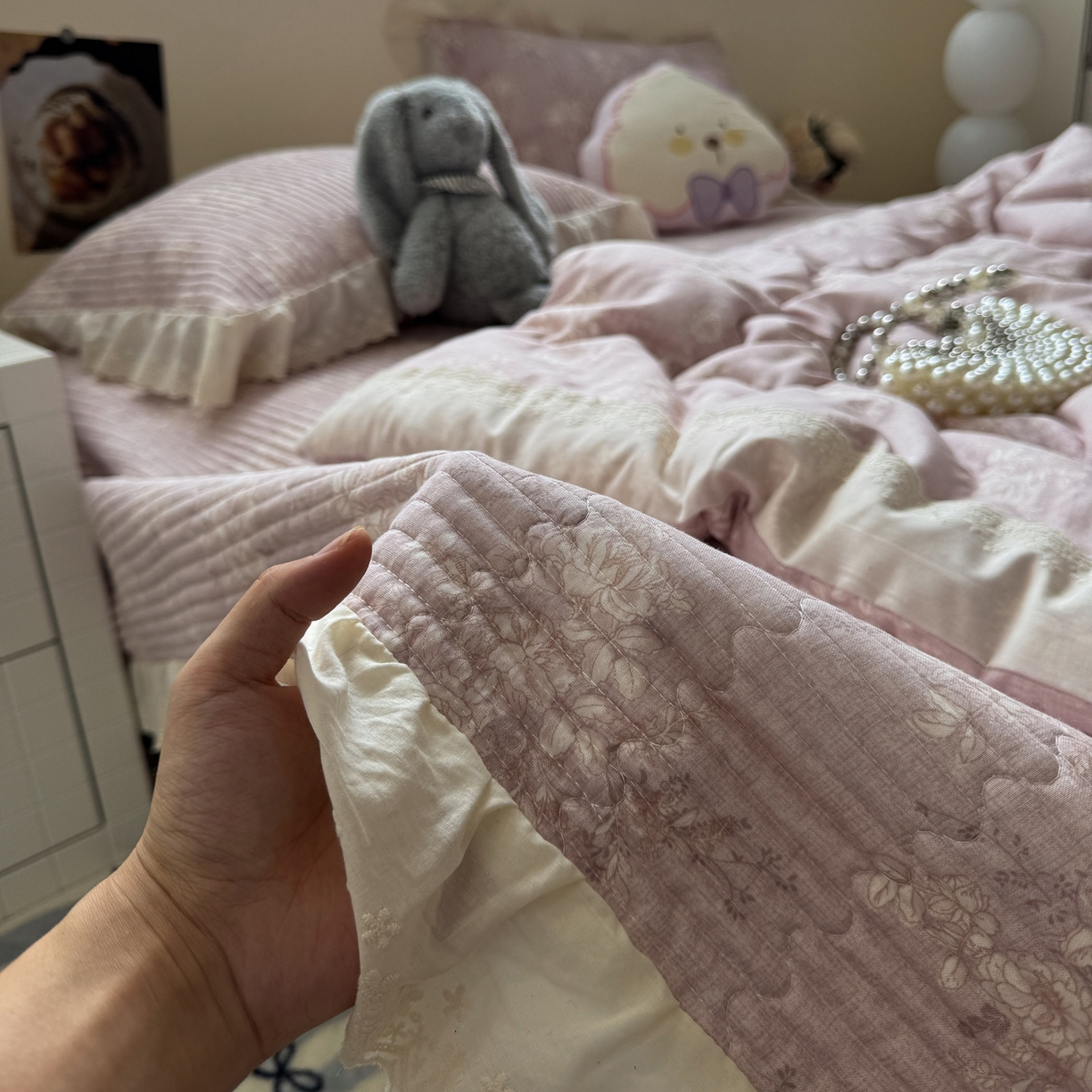 91家纺网 家纺一手货源 找家纺 一加一 2025新款田园风全棉纯棉双层纱床盖冬被被子被芯四件套 花蔓花影-粉