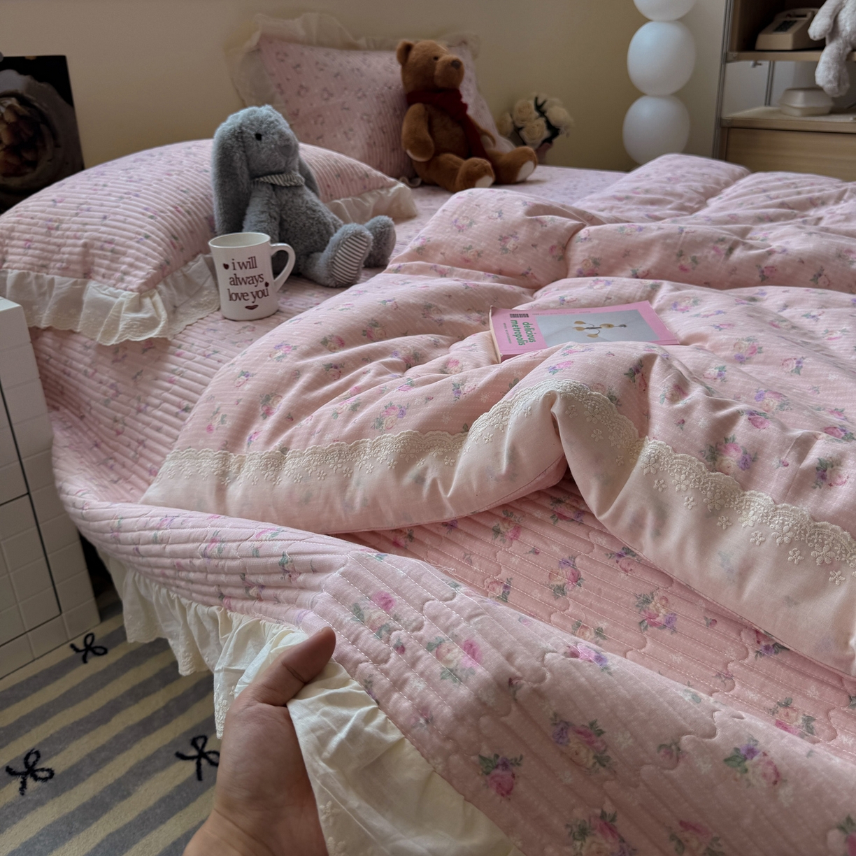 91家纺网 家纺一手货源 找家纺 一加一 2025新款田园风全棉纯棉双层纱床盖冬被被子被芯四件套 花初梦