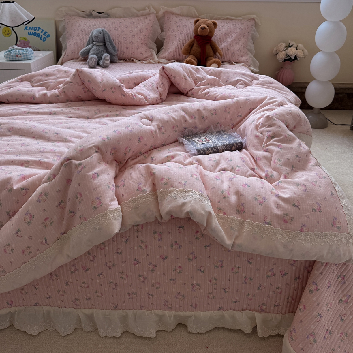 91家纺网 家纺一手货源 找家纺 一加一 2025新款田园风全棉纯棉双层纱床盖冬被被子被芯四件套 花初梦