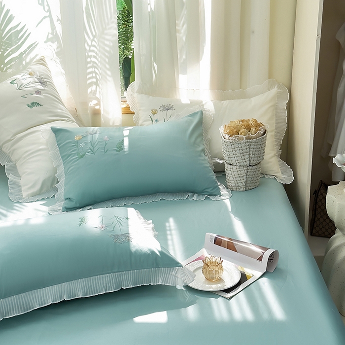 91家纺网 家纺一手货源 找家纺 青泽家纺 2025新款母婴级ins风韩版绣花荷叶边水洗棉磨毛四件套 花恋-蓝