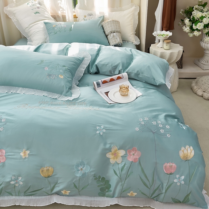 91家纺网 家纺一手货源 找家纺 青泽家纺 2025新款母婴级ins风韩版绣花荷叶边水洗棉磨毛四件套 花恋-蓝