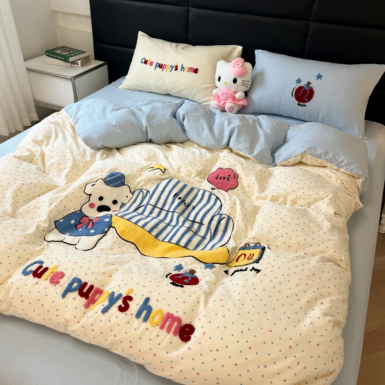 91家纺网 家纺一手货源 找家纺 盼季家纺 2025新款卡通水洗棉毛巾绣四件套 毛巾绣-沙发汪汪