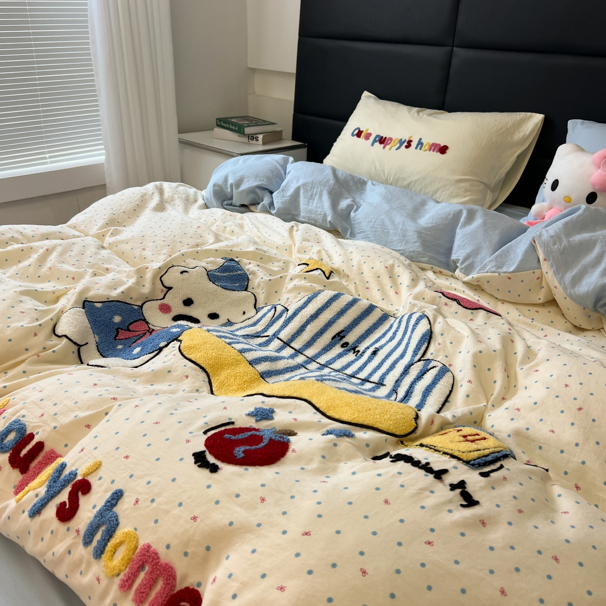 91家纺网 家纺一手货源 找家纺 盼季家纺 2025新款卡通水洗棉毛巾绣四件套 毛巾绣-沙发汪汪