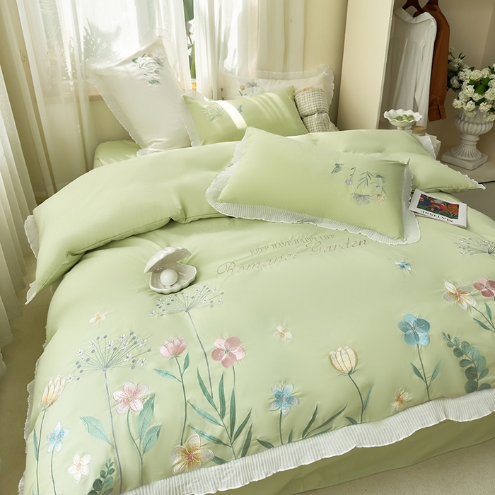 91家纺网 家纺一手货源 找家纺 青泽家纺 2025新款母婴级ins风韩版绣花荷叶边水洗棉磨毛四件套 花恋-绿