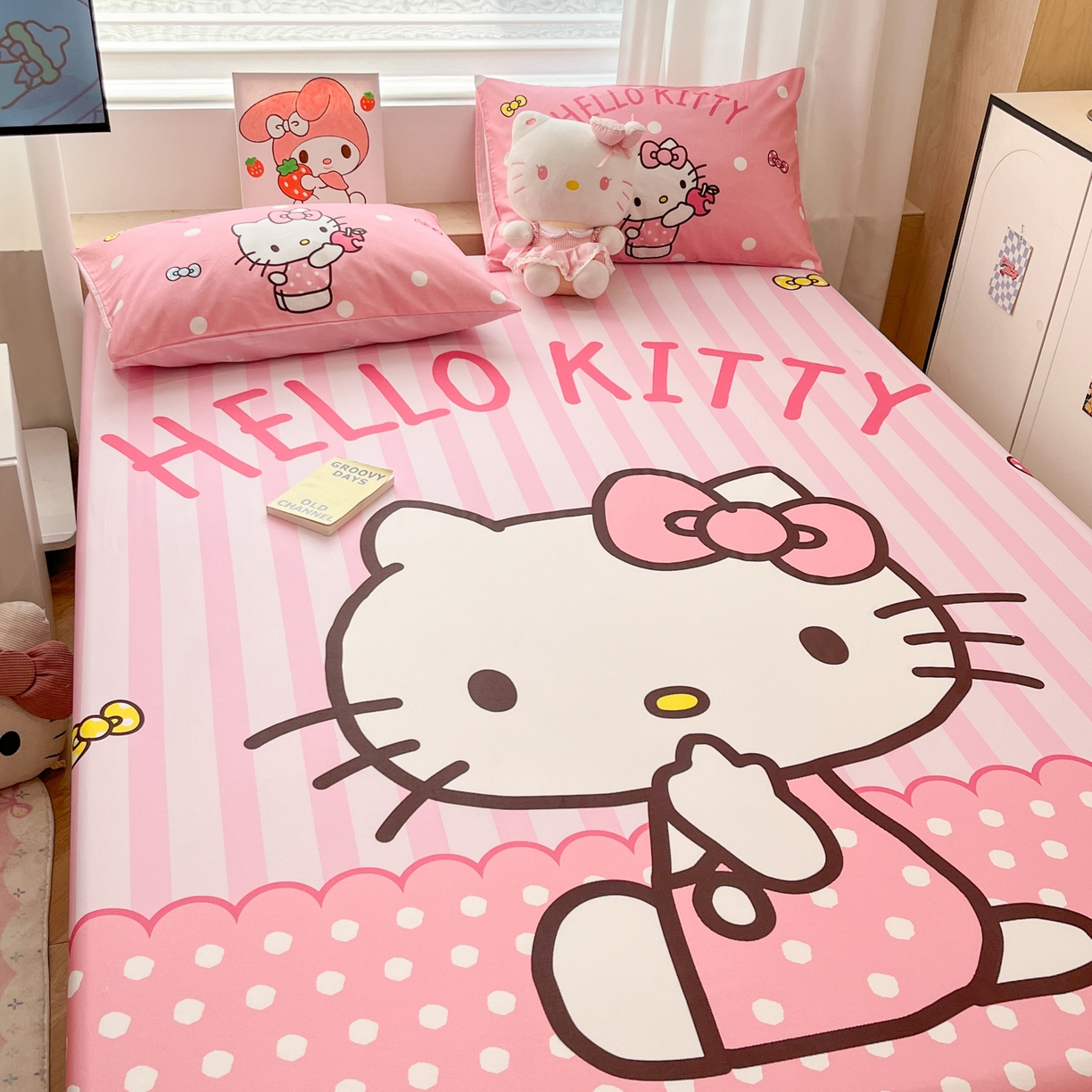 91家纺网 家纺一手货源 找家纺 暮思家居 2025新款正版授权三丽鸥大阪全棉数码印花纯棉单品床笠床笠单件单床笠（专版花型） 棉A版-条纹KT