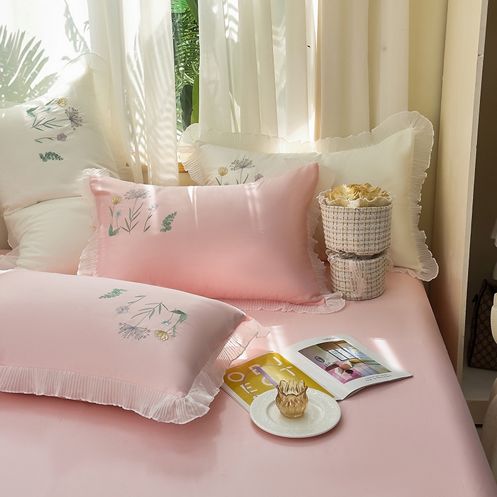 91家纺网 家纺一手货源 找家纺 青泽家纺 2025新款母婴级ins风韩版绣花荷叶边水洗棉磨毛四件套 花恋-玉