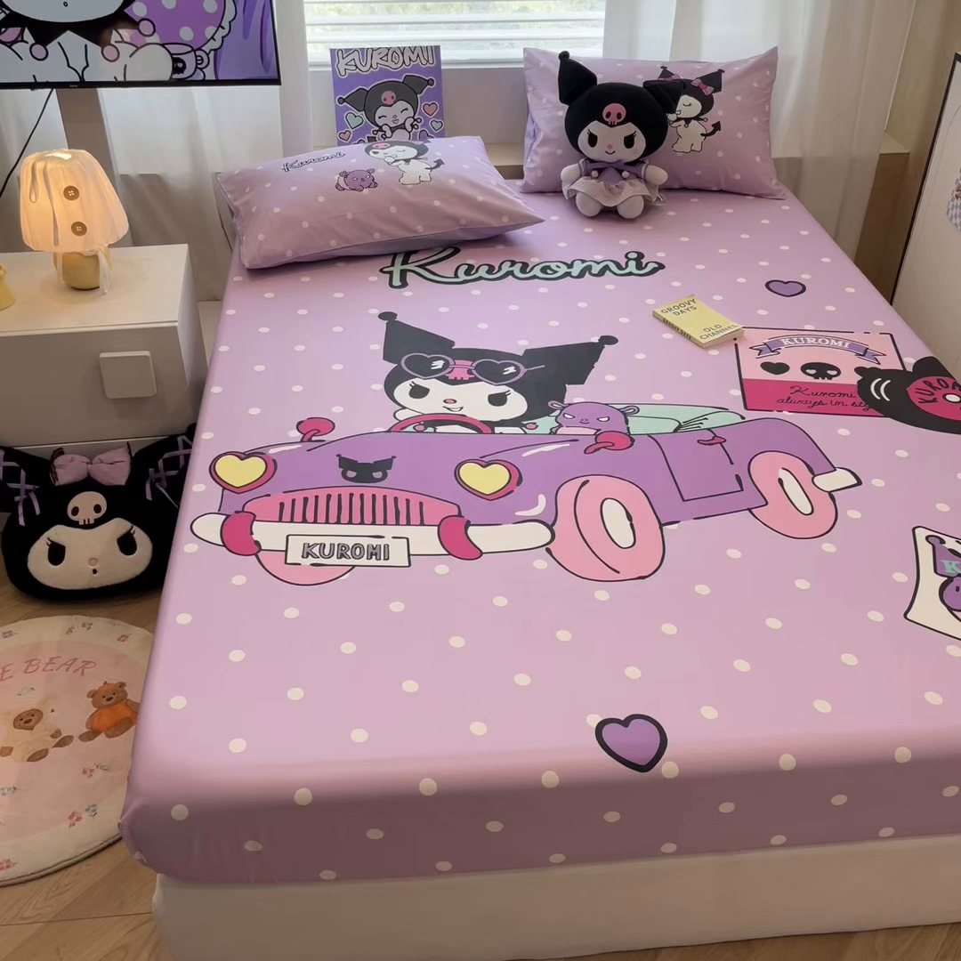 91家纺网 家纺一手货源 找家纺 暮思家居 2025新款正版授权三丽鸥大阪全棉数码印花纯棉单品床笠床笠单件单床笠（专版花型） 棉A版-小汽车库洛米