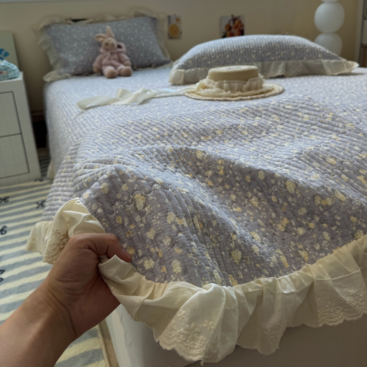 91家纺网 家纺一手货源 找家纺 一加一 2025新款全棉纯棉双层纱田园风单床盖床盖单件单品床盖 梦醒花间-灰