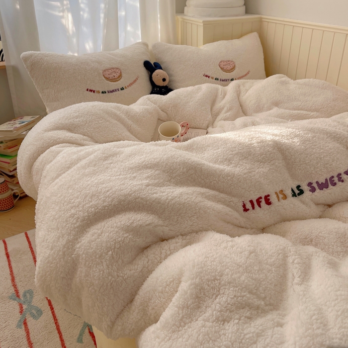 91家纺网 家纺一手货源 找家纺 盼季家纺 2025新款小清新羊羔绒四件套加厚牛奶绒保暖床单被套宿舍三件套 羊羔绒甜甜圈-奶黄